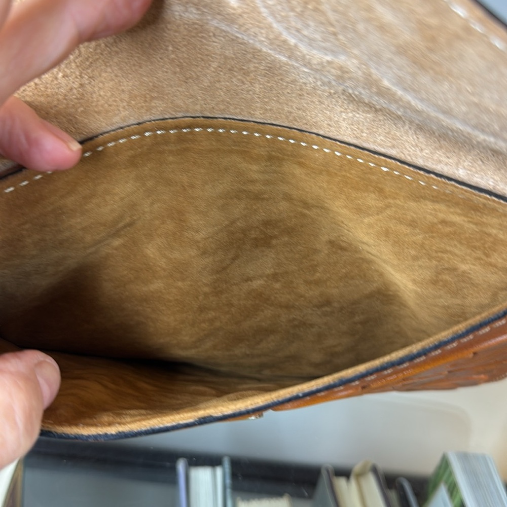 Like New Patricia Nash Tooled Leather Portfolio Florence Brown - Picture 4 of 5